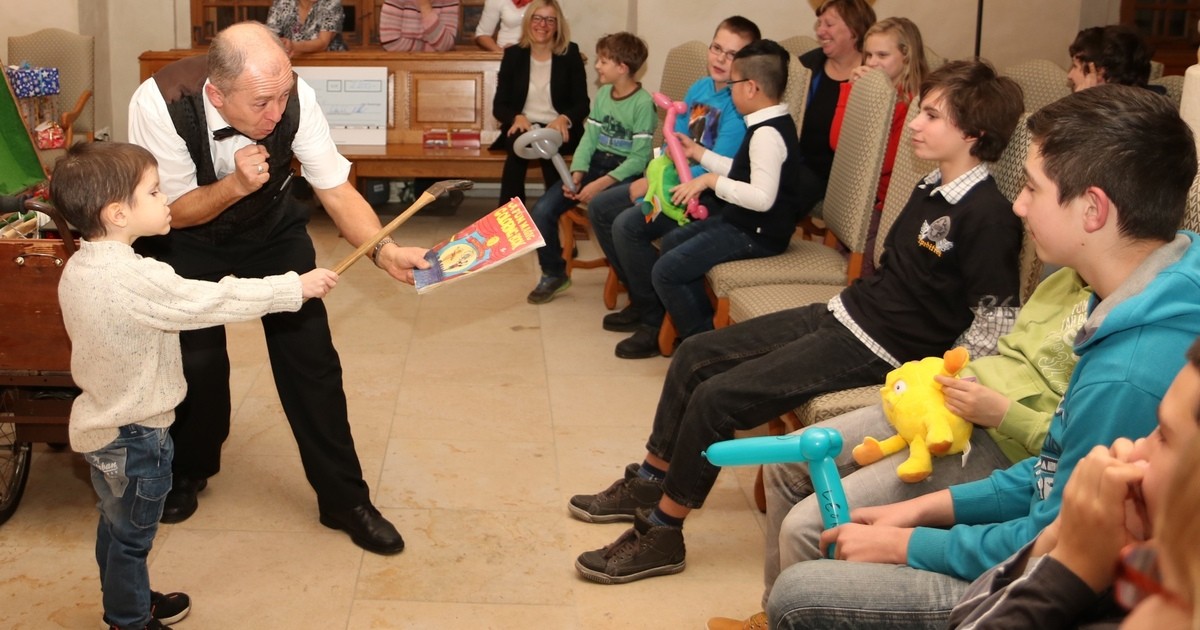 Cargill spendet für benachteiligte Kinder | Riesa TV